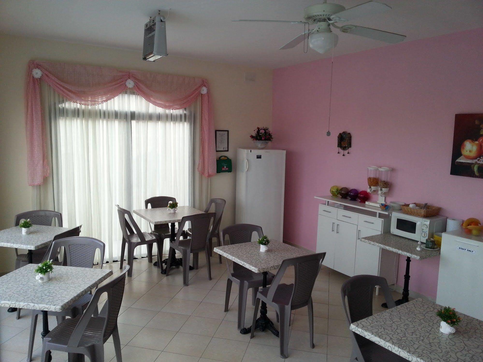 Akwador Guest House 마르사스칼라 외부 사진